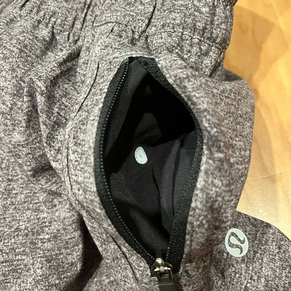Lululemon Track That High-Rise Lined Short 3” inseam size 4 - Picture 7 of 10